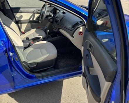 Синій Кіа Черато, об'ємом двигуна 1.6 л та пробігом 235 тис. км за 6100 $, фото 8 на Automoto.ua
