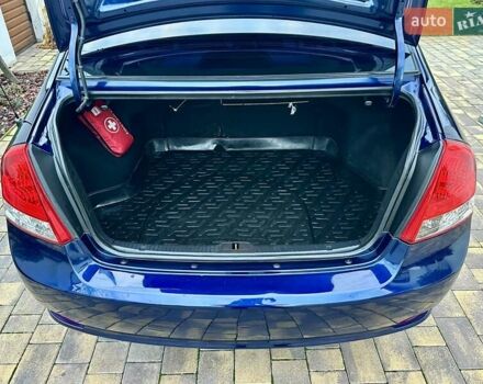 Синий Киа Черато, объемом двигателя 1.6 л и пробегом 125 тыс. км за 5750 $, фото 25 на Automoto.ua