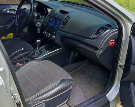 Синій Кіа Черато, об'ємом двигуна 1.6 л та пробігом 218 тис. км за 7799 $, фото 25 на Automoto.ua