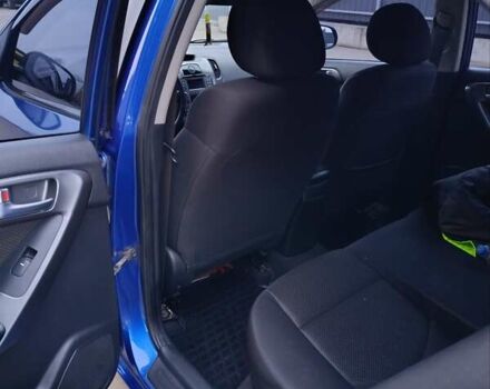 Синій Кіа Черато, об'ємом двигуна 1.59 л та пробігом 220 тис. км за 9500 $, фото 15 на Automoto.ua