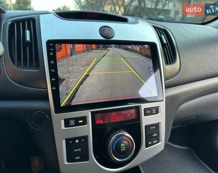 Синий Киа Черато, объемом двигателя 1.59 л и пробегом 140 тыс. км за 9200 $, фото 33 на Automoto.ua