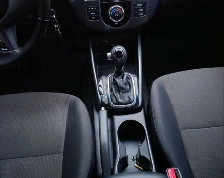 Синій Кіа Черато, об'ємом двигуна 1.59 л та пробігом 220 тис. км за 9500 $, фото 12 на Automoto.ua