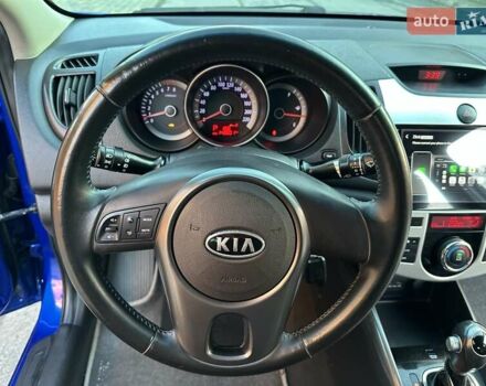 Синий Киа Черато, объемом двигателя 1.59 л и пробегом 140 тыс. км за 9200 $, фото 32 на Automoto.ua