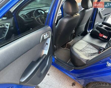 Синий Киа Черато, объемом двигателя 1.59 л и пробегом 140 тыс. км за 9200 $, фото 44 на Automoto.ua