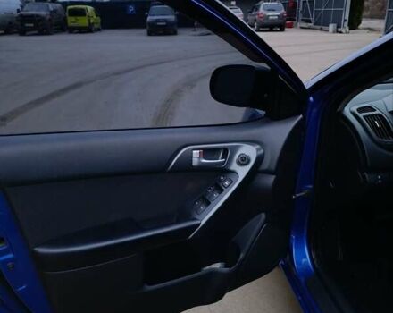 Синій Кіа Черато, об'ємом двигуна 1.59 л та пробігом 220 тис. км за 9500 $, фото 16 на Automoto.ua