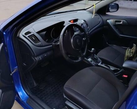 Синій Кіа Черато, об'ємом двигуна 1.59 л та пробігом 220 тис. км за 9500 $, фото 17 на Automoto.ua