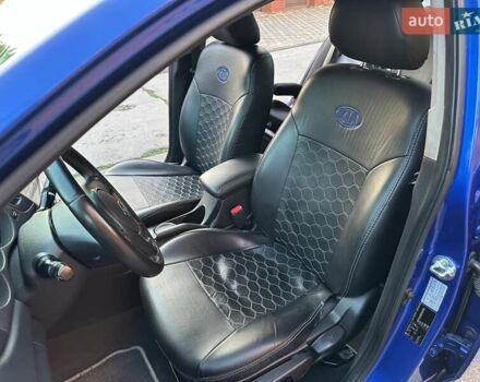 Синий Киа Черато, объемом двигателя 1.59 л и пробегом 140 тыс. км за 9200 $, фото 39 на Automoto.ua