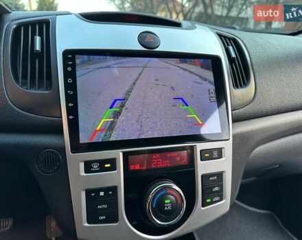 Синий Киа Черато, объемом двигателя 1.59 л и пробегом 140 тыс. км за 9200 $, фото 38 на Automoto.ua