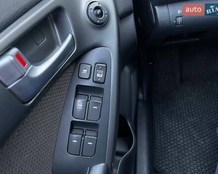 Синий Киа Черато, объемом двигателя 1.6 л и пробегом 160 тыс. км за 8300 $, фото 24 на Automoto.ua