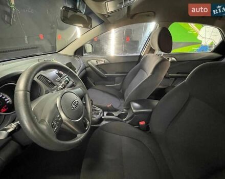 Синий Киа Черато, объемом двигателя 1.6 л и пробегом 160 тыс. км за 8300 $, фото 26 на Automoto.ua