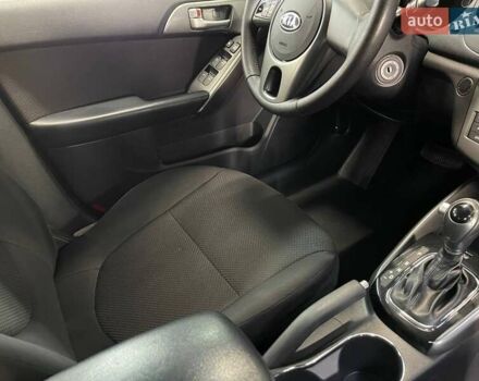 Синий Киа Черато, объемом двигателя 1.6 л и пробегом 160 тыс. км за 8300 $, фото 31 на Automoto.ua