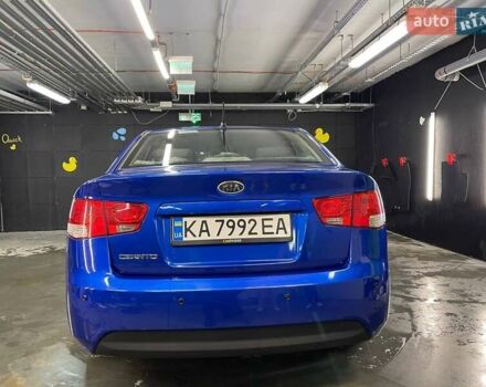 Синий Киа Черато, объемом двигателя 1.6 л и пробегом 160 тыс. км за 8300 $, фото 4 на Automoto.ua