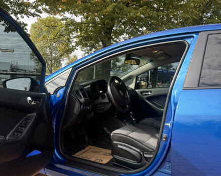 Синій Кіа Черато, об'ємом двигуна 1.6 л та пробігом 199 тис. км за 8100 $, фото 9 на Automoto.ua