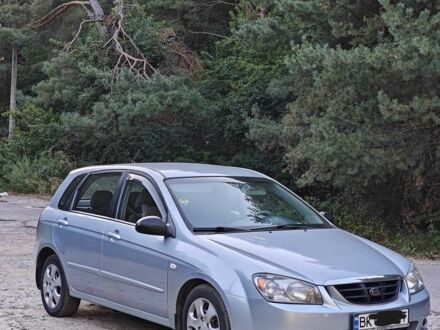 Кіа Черато 2006 у Демидовке на Automoto.ua Синій Кіа Черато, об'ємом двигуна 2 л та пробігом 293 тис. км за 4999 $, фото 1 на Automoto.ua