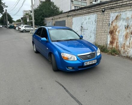 Синій Кіа Черато, об'ємом двигуна 2 л та пробігом 300 тис. км за 4000 $, фото 1 на Automoto.ua