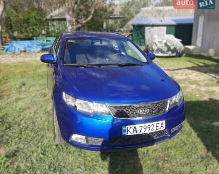 Синий Киа Черато, объемом двигателя 1.6 л и пробегом 160 тыс. км за 8300 $, фото 1 на Automoto.ua