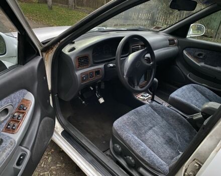 Білий Кіа Кларус, об'ємом двигуна 0 л та пробігом 200 тис. км за 885 $, фото 6 на Automoto.ua