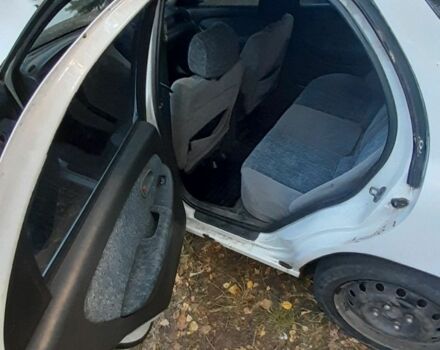 Кіа Кларус 2000 у Лубнах на Automoto.ua Білий Кіа Кларус, об'ємом двигуна 0 л та пробігом 300 тис. км за 1500 $, фото 5 на Automoto.ua