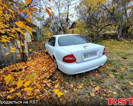 Белый Киа Кларус, объемом двигателя 2 л и пробегом 300 тыс. км за 1200 $, фото 1 на Automoto.ua