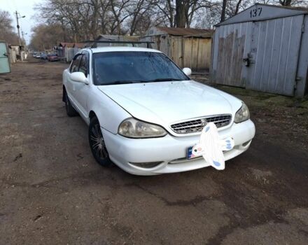 Белый Киа Кларус, объемом двигателя 2 л и пробегом 288 тыс. км за 2000 $, фото 1 на Automoto.ua