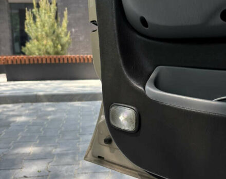 Бежевый Киа Кларус, объемом двигателя 2 л и пробегом 239 тыс. км за 1999 $, фото 39 на Automoto.ua