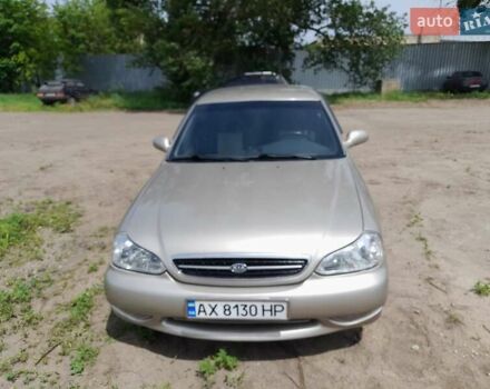 Бежевий Кіа Кларус, об'ємом двигуна 2 л та пробігом 374 тис. км за 2600 $, фото 1 на Automoto.ua