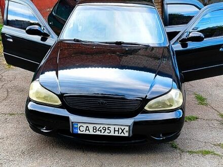 Чорний Кіа Кларус, об'ємом двигуна 2 л та пробігом 200 тис. км за 2250 $, фото 1 на Automoto.ua