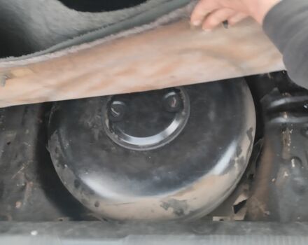 Серый Киа Кларус, объемом двигателя 2 л и пробегом 250 тыс. км за 1600 $, фото 7 на Automoto.ua