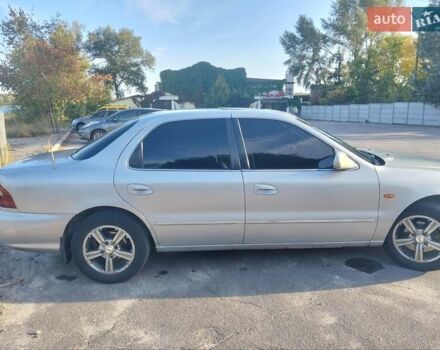 Серый Киа Кларус, объемом двигателя 2 л и пробегом 352 тыс. км за 2000 $, фото 6 на Automoto.ua