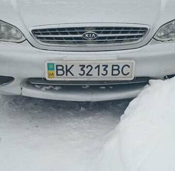 Сірий Кіа Кларус, об'ємом двигуна 1.79 л та пробігом 157 тис. км за 1800 $, фото 1 на Automoto.ua