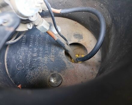 Зелений Кіа Кларус, об'ємом двигуна 2 л та пробігом 323 тис. км за 1000 $, фото 14 на Automoto.ua