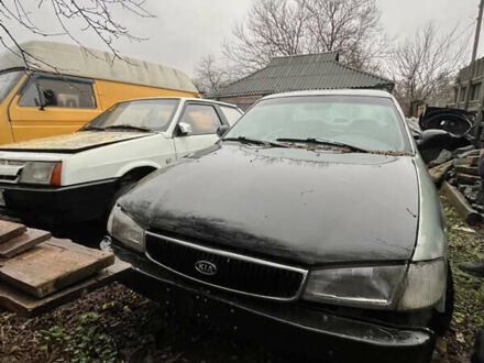 Зеленый Киа Кларус, объемом двигателя 1.9 л и пробегом 200 тыс. км за 1400 $, фото 1 на Automoto.ua