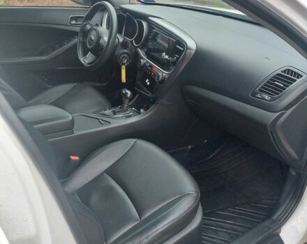 Белый Киа Другая, объемом двигателя 2 л и пробегом 247 тыс. км за 9500 $, фото 6 на Automoto.ua