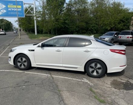 Белый Киа Другая, объемом двигателя 2 л и пробегом 222 тыс. км за 10500 $, фото 3 на Automoto.ua