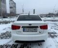 Белый Киа Другая, объемом двигателя 2 л и пробегом 190 тыс. км за 7500 $, фото 2 на Automoto.ua