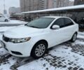 Белый Киа Другая, объемом двигателя 2 л и пробегом 190 тыс. км за 7500 $, фото 4 на Automoto.ua