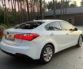 Киа Другая 2013 в Житомире на Automoto.ua Белый Киа Другая, объемом двигателя 1.8 л и пробегом 230 тыс. км за 7600 $, фото 2 на Automoto.ua