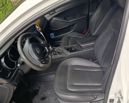 Білий Кіа Інша, об'ємом двигуна 2 л та пробігом 367 тис. км за 8000 $, фото 7 на Automoto.ua