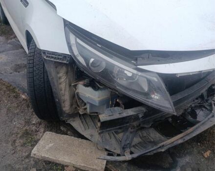 Білий Кіа Інша, об'ємом двигуна 2 л та пробігом 190 тис. км за 4724 $, фото 1 на Automoto.ua