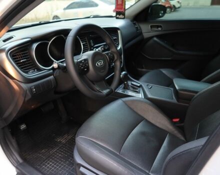 Белый Киа Другая, объемом двигателя 2 л и пробегом 202 тыс. км за 11800 $, фото 5 на Automoto.ua