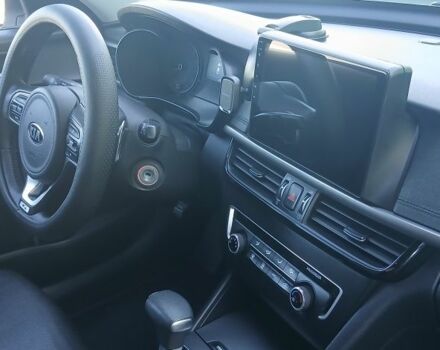 Білий Кіа Інша, об'ємом двигуна 2 л та пробігом 270 тис. км за 11000 $, фото 7 на Automoto.ua