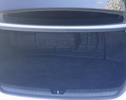 Білий Кіа Інша, об'ємом двигуна 2 л та пробігом 270 тис. км за 11000 $, фото 5 на Automoto.ua