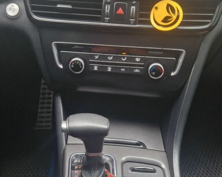 Белый Киа Другая, объемом двигателя 2 л и пробегом 150 тыс. км за 11500 $, фото 1 на Automoto.ua