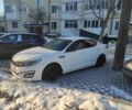 Белый Киа Другая, объемом двигателя 2 л и пробегом 266 тыс. км за 8500 $, фото 1 на Automoto.ua