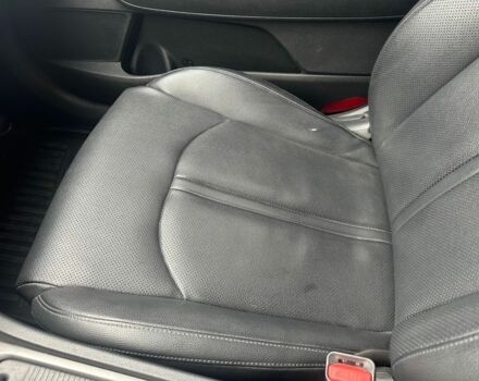 Белый Киа Другая, объемом двигателя 2 л и пробегом 259 тыс. км за 12500 $, фото 14 на Automoto.ua