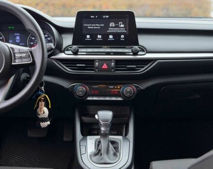 Белый Киа Другая, объемом двигателя 2 л и пробегом 128 тыс. км за 13500 $, фото 18 на Automoto.ua