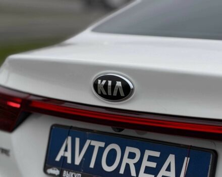 Белый Киа Другая, объемом двигателя 2 л и пробегом 128 тыс. км за 13500 $, фото 13 на Automoto.ua