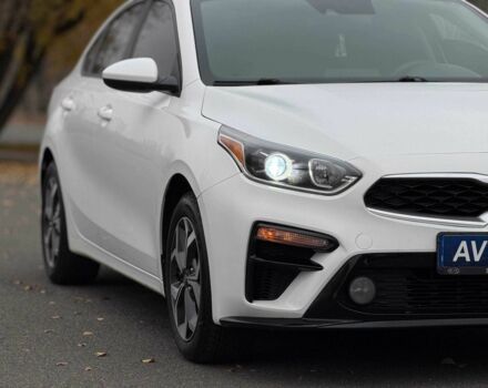 Белый Киа Другая, объемом двигателя 2 л и пробегом 128 тыс. км за 13500 $, фото 6 на Automoto.ua