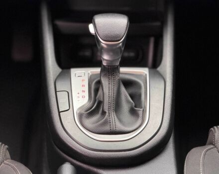 Белый Киа Другая, объемом двигателя 2 л и пробегом 128 тыс. км за 13500 $, фото 20 на Automoto.ua