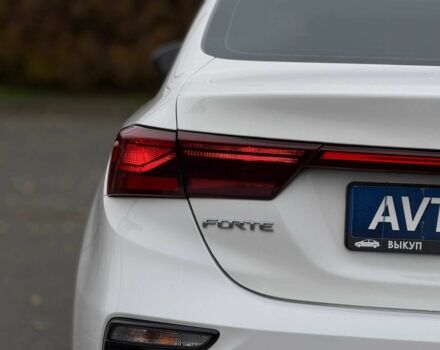 Белый Киа Другая, объемом двигателя 2 л и пробегом 128 тыс. км за 13500 $, фото 11 на Automoto.ua